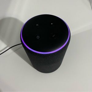 Amazon Echo 3rd Generation. Smart Speaker + Alexa